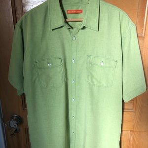 Tori Richard men’s button down short sleeve shirt